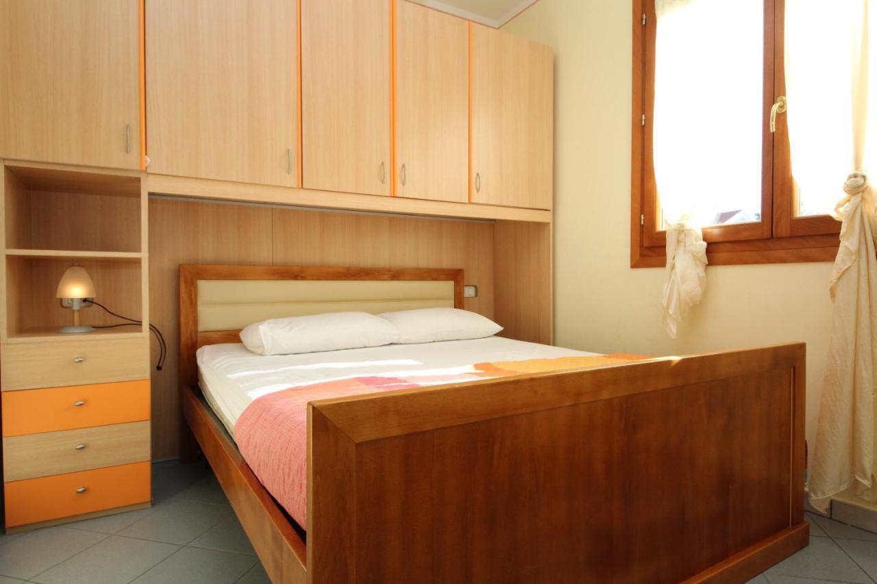 Residence Sole E Mare Appartamenti 로솔리나 마레 외부 사진